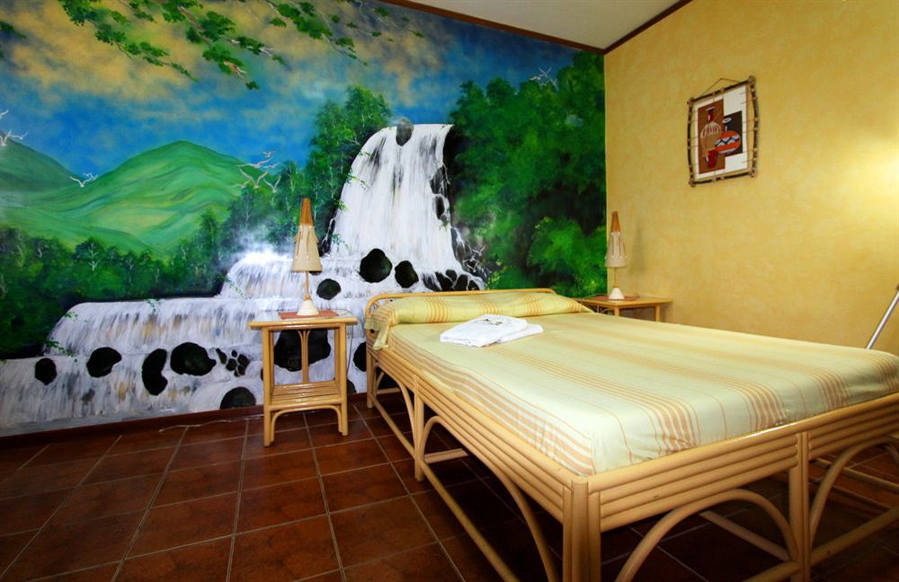 Parrot Paradise Resort Boljoon Extérieur photo