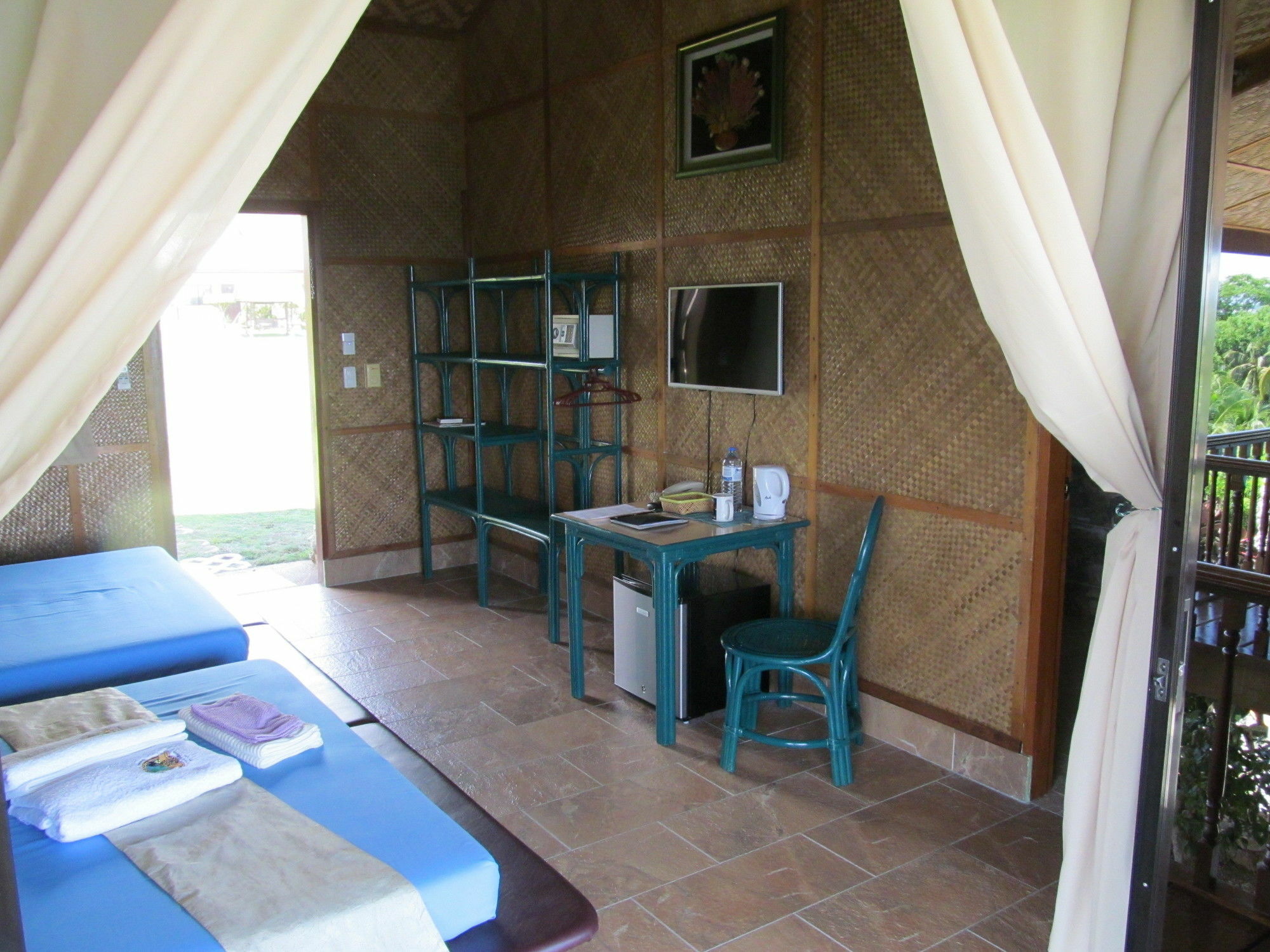 Parrot Paradise Resort Boljoon Extérieur photo